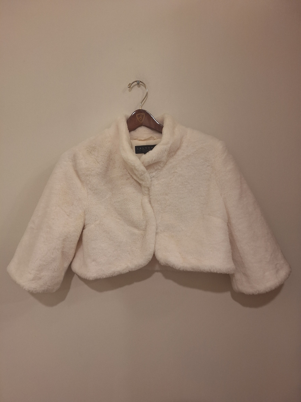 Laundry By Shelli Segal Girls' Cream Faux Fur Cropped Cape